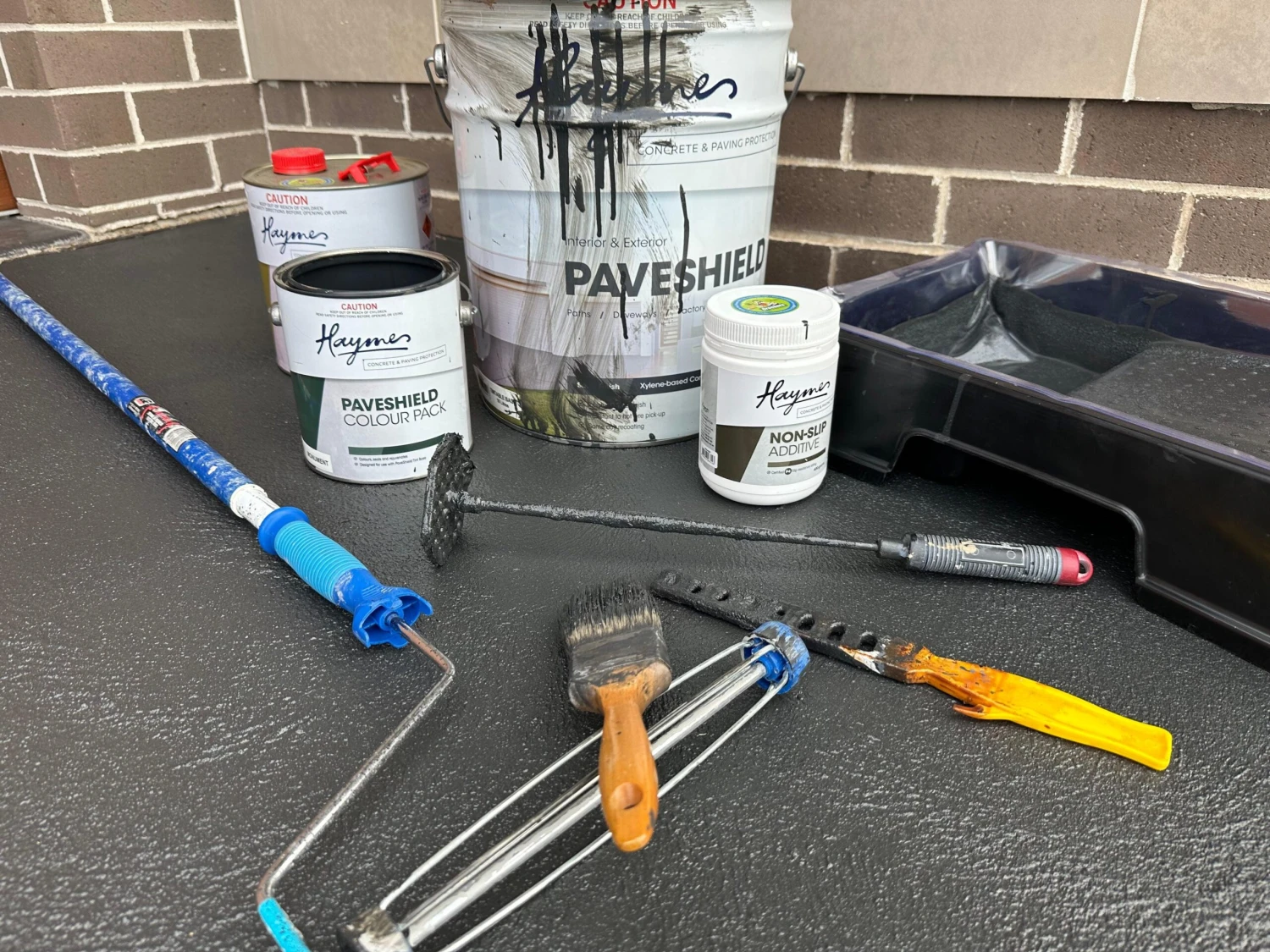 Haymes Paveshield Driveway & Concrete Sealer Haymes Paveshield Driveway & Concrete Sealer -Crockers Paints Store 12 scaled