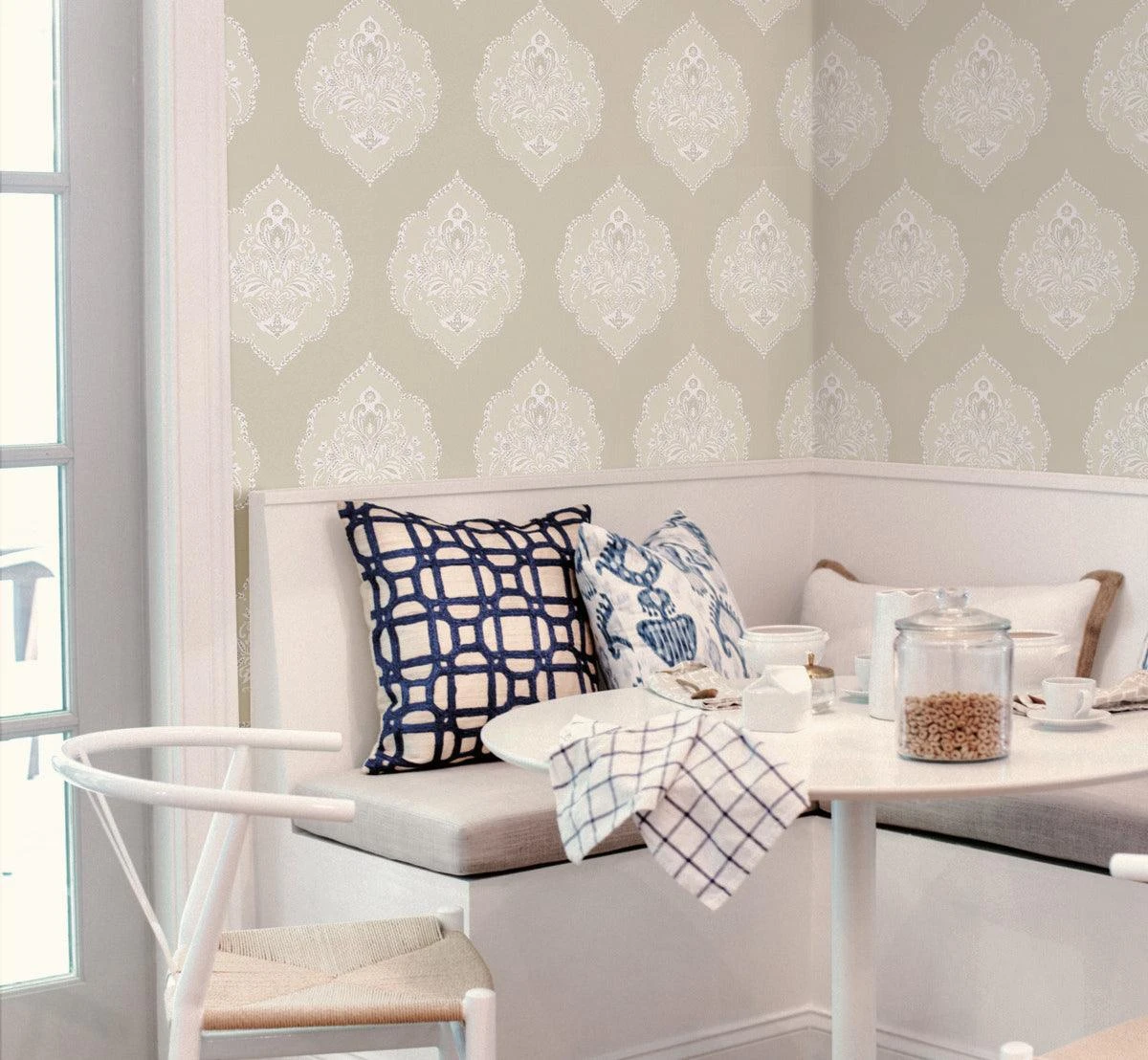 Damask Resource Library Signet Medallion Dam Wallpaper Damask Resource Library Signet Medallion Dam Wallpaper -Crockers Paints Store DM4983 YWDE39SignetMedallionDamask RS2